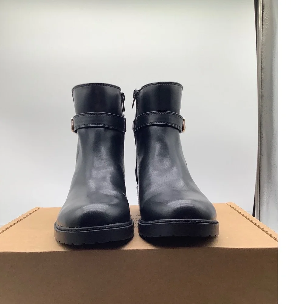 Giani Bernini Womens Black‎ Leather Ankle Boots Gold Turn-Lock Memory Foam 7M